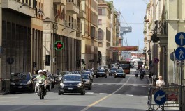 Investito sulle strisce in via Grande