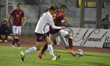 Livorno Pontedera 1-1 Frenata amaranto