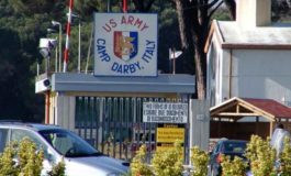 Camp Darby: pacifisti protestano davanti alla base Usa