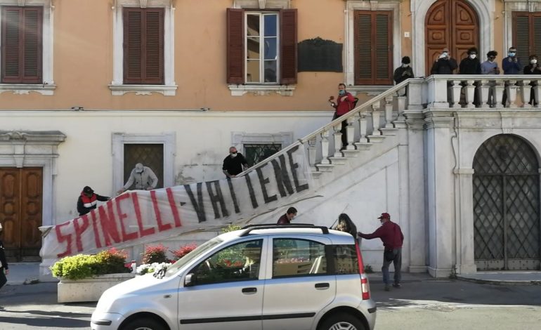 Salvetti ai soci: “Avete il diritto di fare le vostre scelte, ma sappiate che la città non vi vuole”