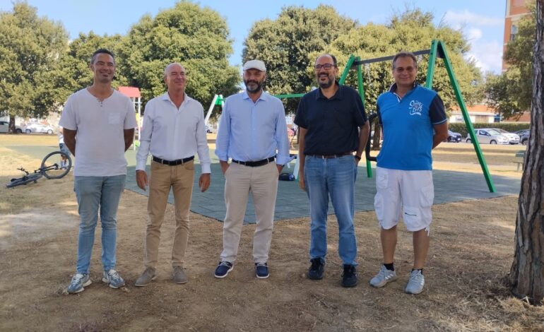 Inaugurata l’area giochi del parco pubblico “Berlinguer” in via Torino nel quartiere Cotet