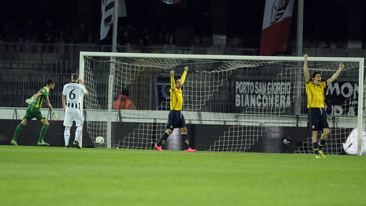 Modena Livorno 1-0 Sconfitta Pericolosa