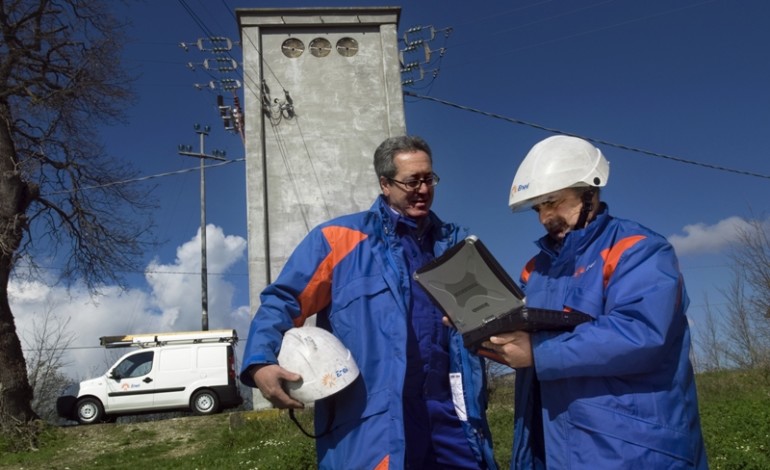 ENEL METTE IL TURBO ALLE CABINE