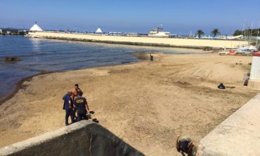 Rimosse le barche sulla spiaggia del Felciaio