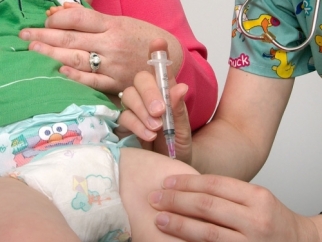 Obbligo vaccinale. Nessun altro adempimento alle famiglie