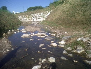 Ripristinato il Ponte crollato a Limoncino e ispezionato il Rio Maggiore