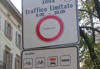 Contrassegni ZTL e ZSC, rinnovo gratuito per la prima e la seconda auto