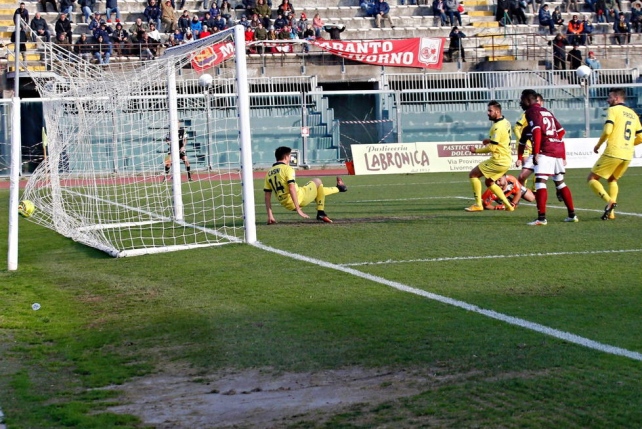 Livorno Arzachena 2-1 Ritorno alla Normalità