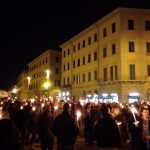 Oltre 1000 alla fiaccolata in memoria di Lorenzo e Nunzio