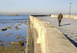 Revocato il divieto di balneazione nel tratto di mare della Terrazza Mascagni e della Bellana