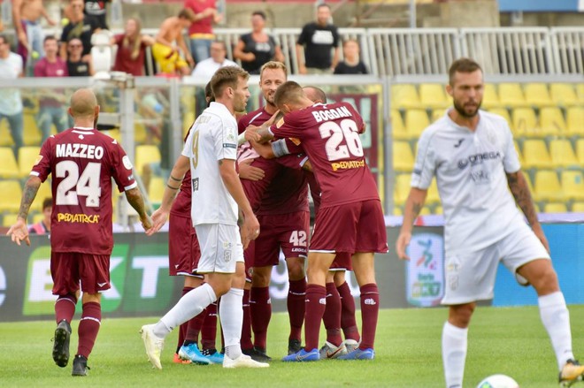 Livorno Pordenone 2-1 Una bella boccata d’aria