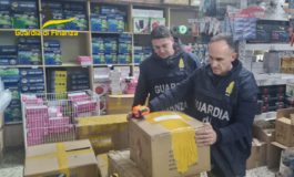 Indagini partite dal lungomare di Livorno. Maxi sequestro di elettronica a Roma